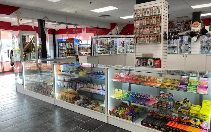 Madtown Smoke Shop 6