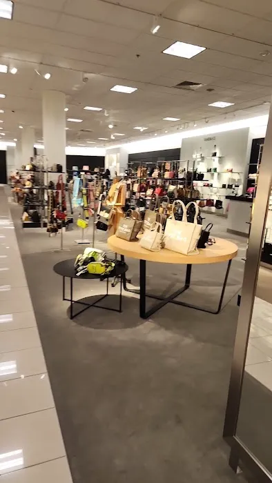 Nordstrom 0