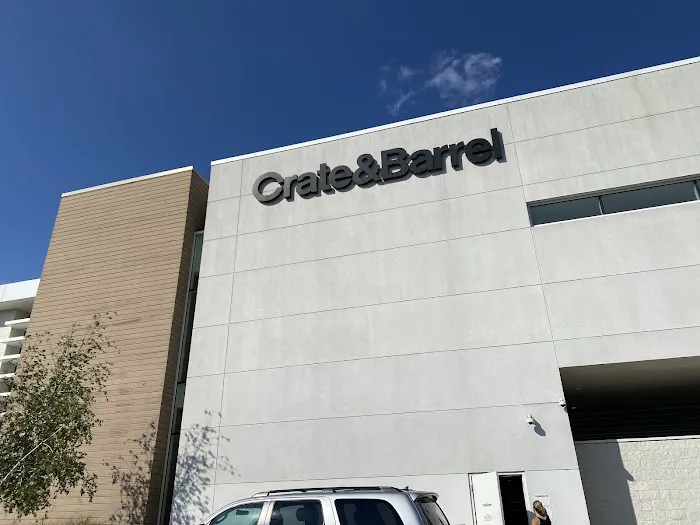 Crate & Barrel 1