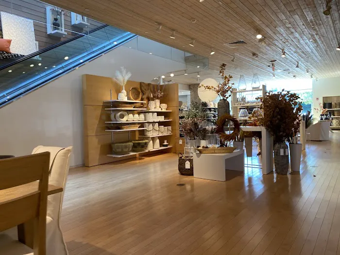 Crate & Barrel 4