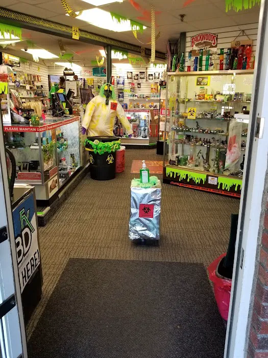 Brennan's Smoke Shop Pembroke 0