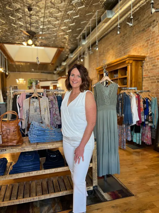 SheShe Boutique 8