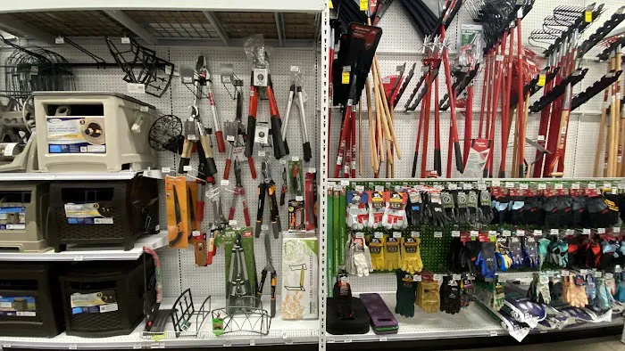 Ace Hardware 5