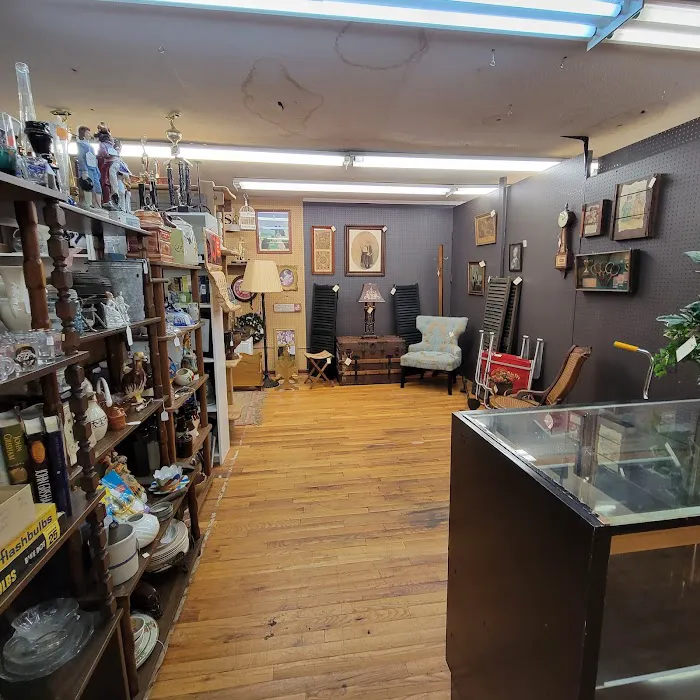 Antique Village Mall 1