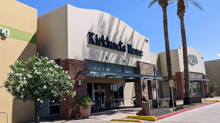 Kirkland's Home 0