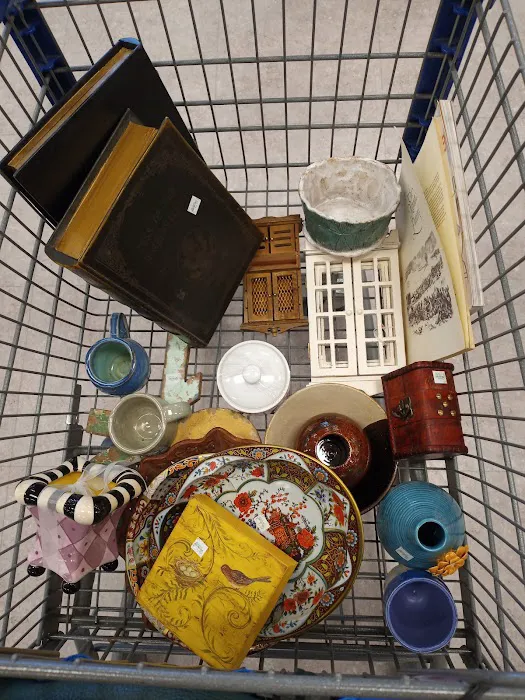 Deseret Industries Thrift Store & Donation Center 2