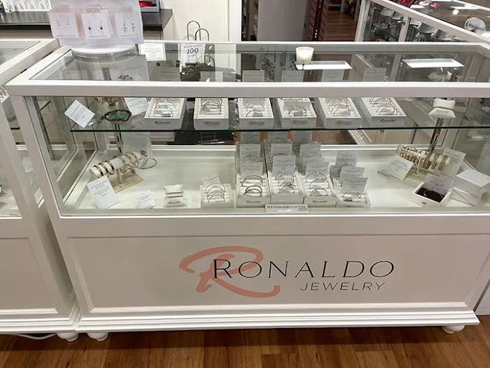 Annie's Hallmark Shop 7