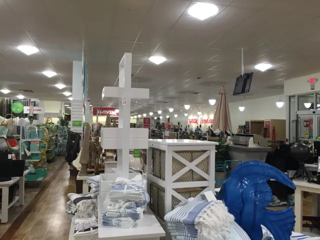 T.J. Maxx & HomeGoods 3