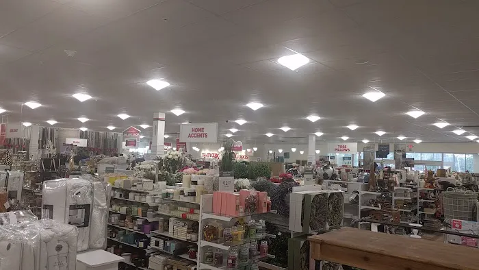 T.J. Maxx & HomeGoods 7