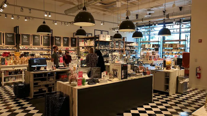 Williams-Sonoma 4