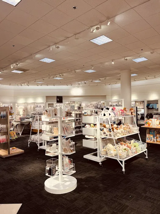 Nordstrom 0