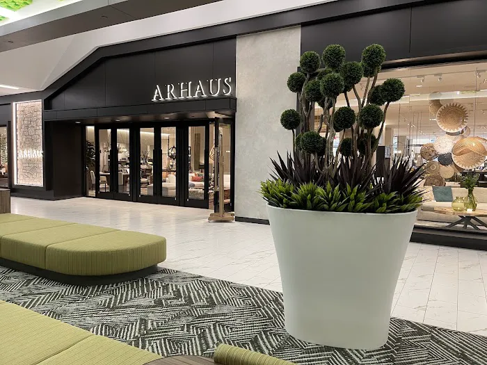Arhaus 7