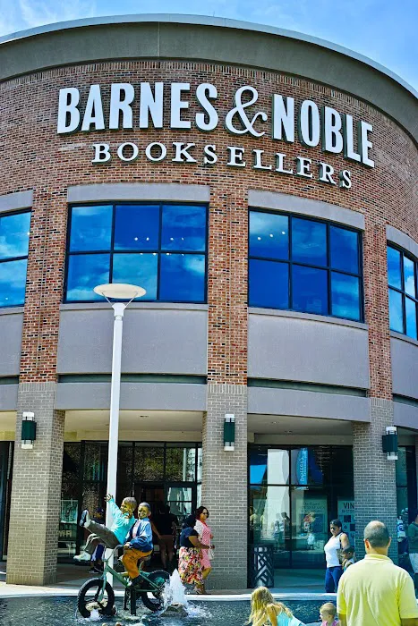 Barnes & Noble 1