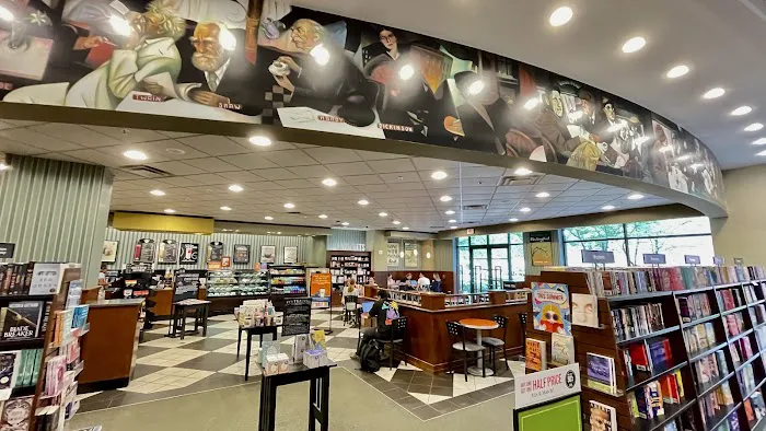 Barnes & Noble 4