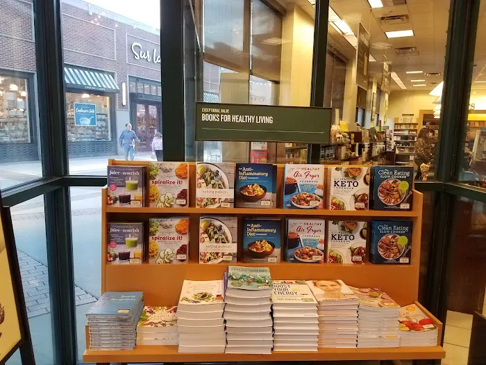 Barnes & Noble 5