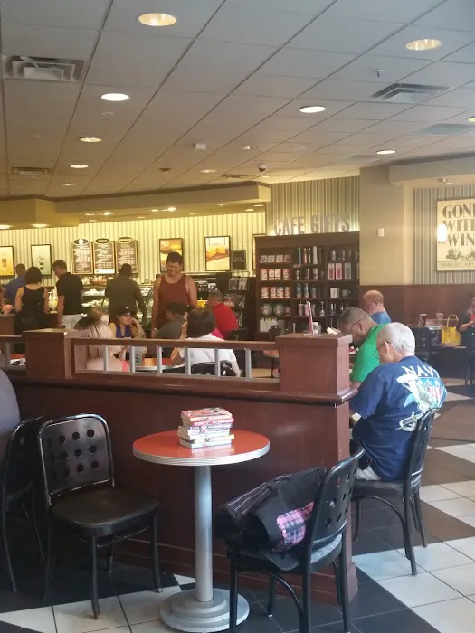 Barnes & Noble 6
