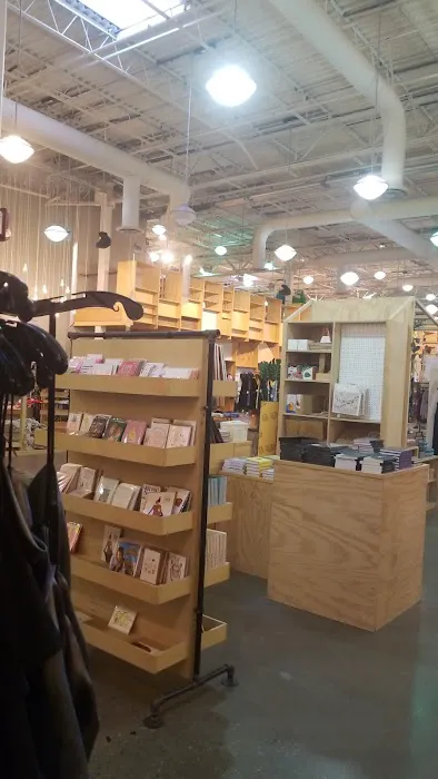 Urban Outfitters 8