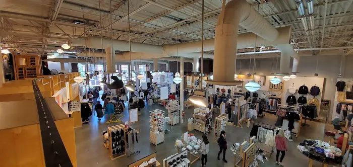 Urban Outfitters 3