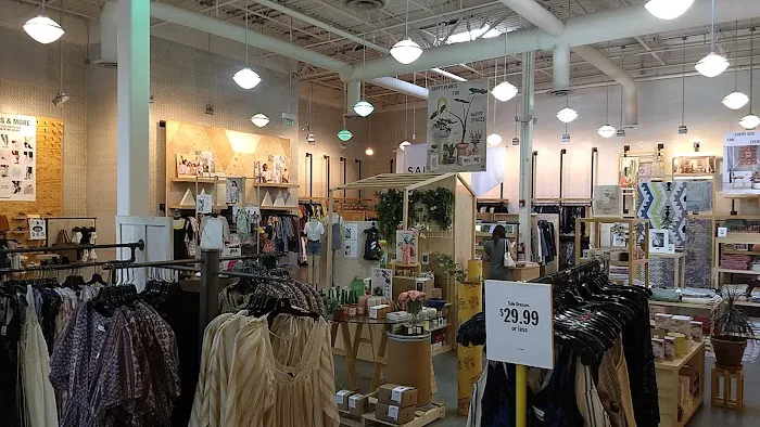 Urban Outfitters 4