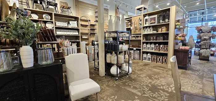 Kirkland's Home 8