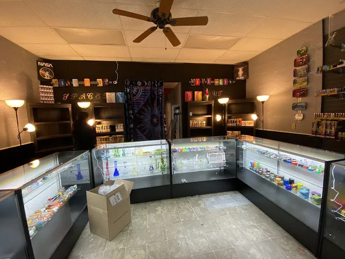 Spaced Out Smoke Shop 8