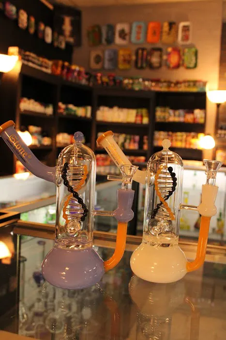 Spaced Out Smoke Shop 0
