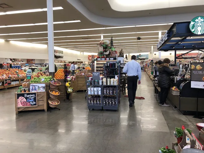 Hy-Vee Grocery Store 7