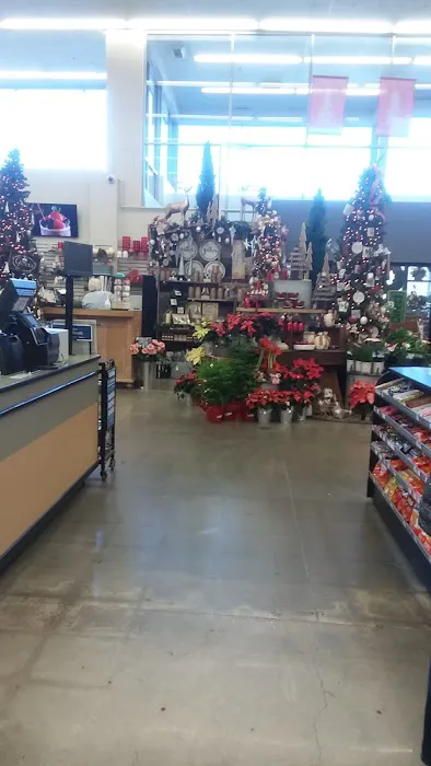Hy-Vee Grocery Store 1