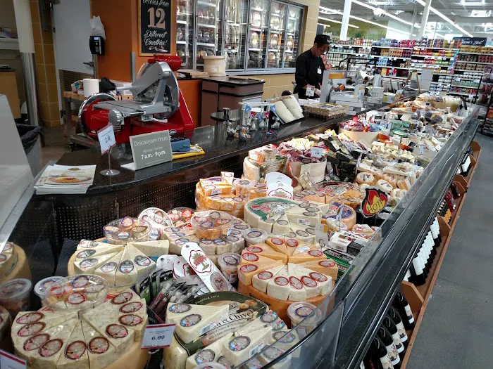 Hy-Vee Grocery Store 2