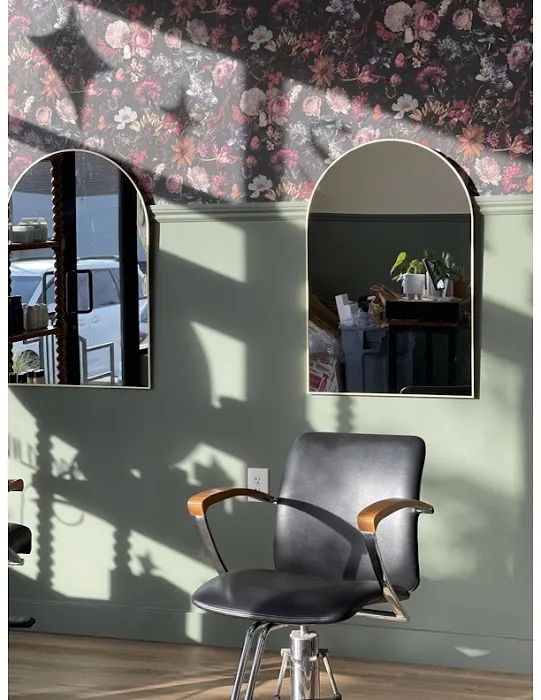 Amethyst House - A Boutique Wellness Studio 7