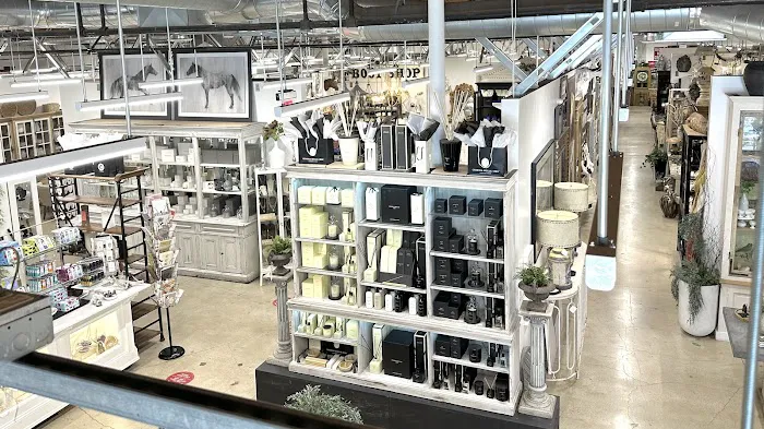 The Agoura Antique Mart 7