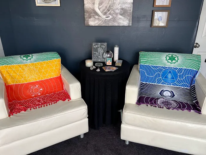psychic Readings by Monica spiritual. advisor, 8