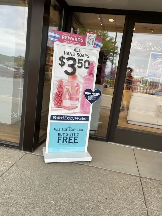 Bath & Body Works 1