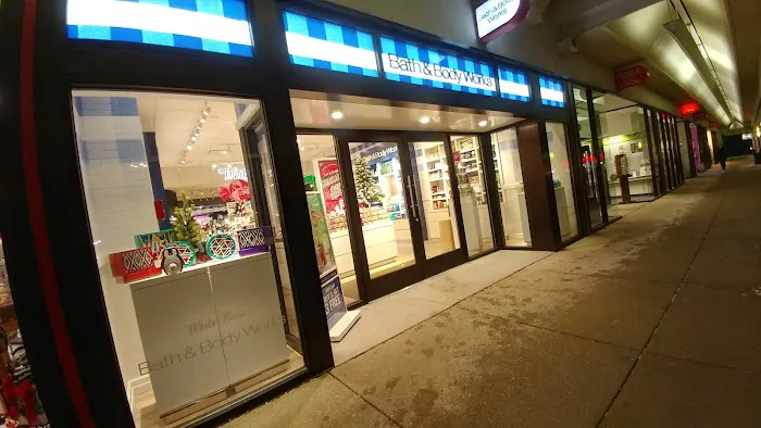 Bath & Body Works 4