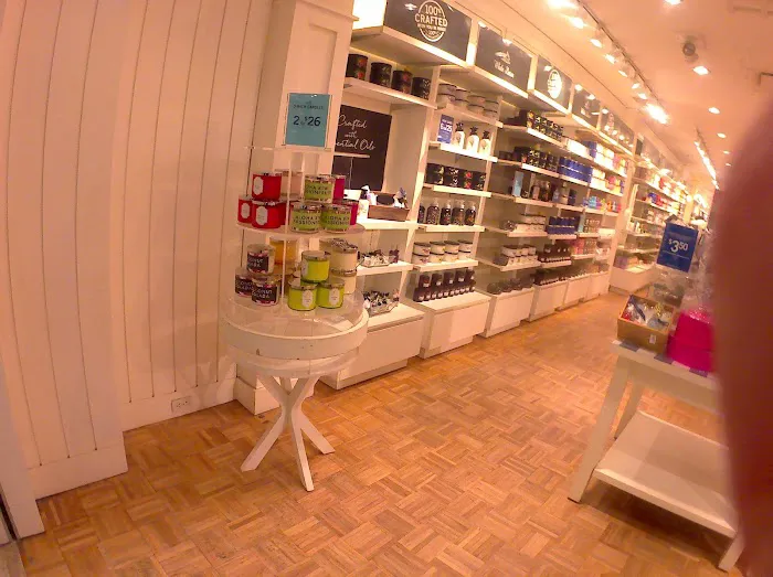 Bath & Body Works 4