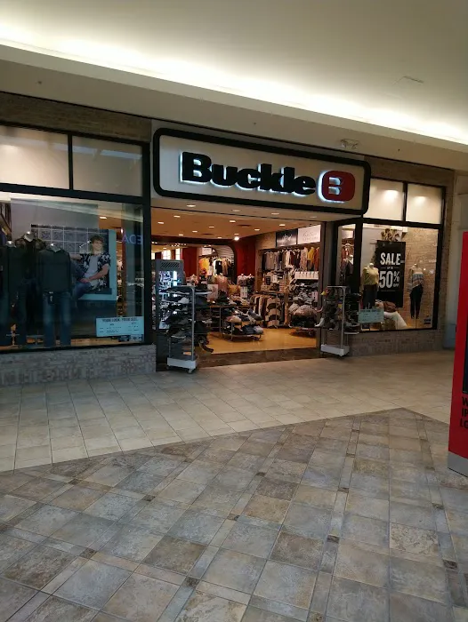 Buckle 8