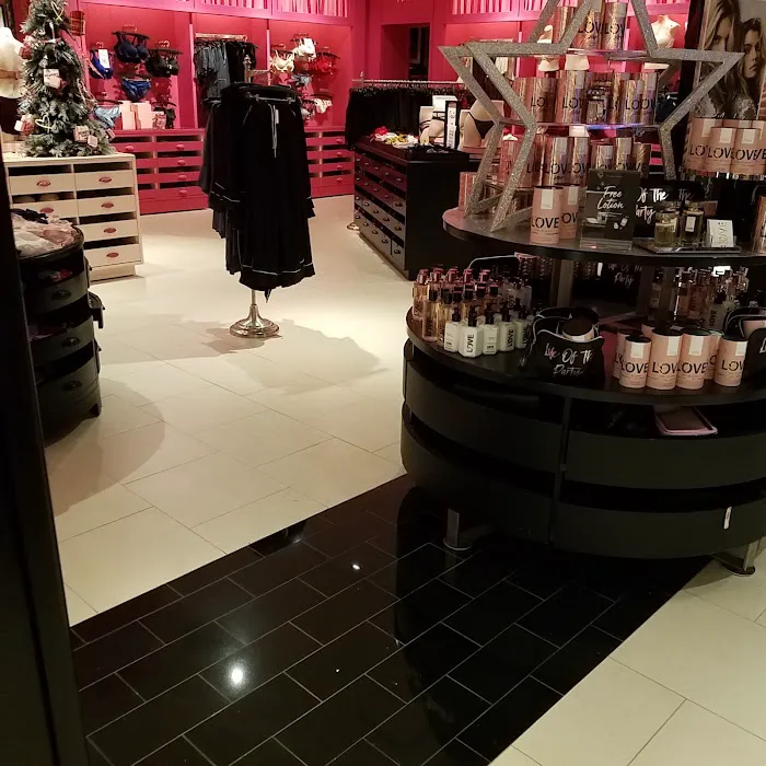 Victoria's Secret 8