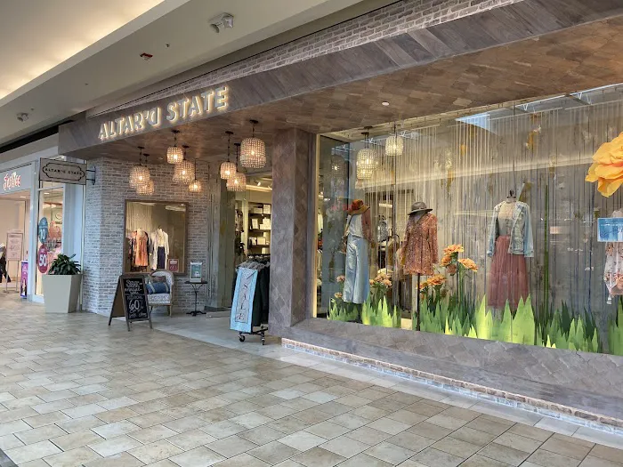 Altar'd State Summit Mall 9