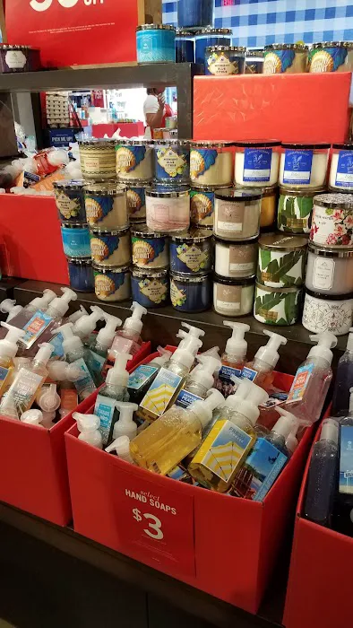 Bath & Body Works 3