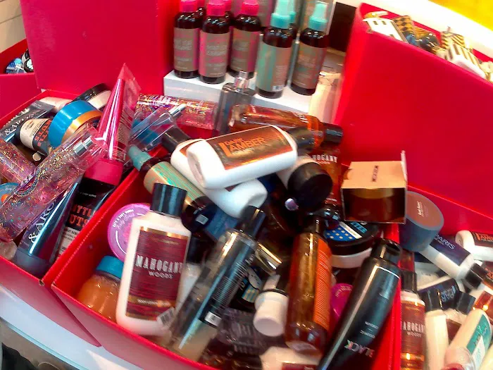 Bath & Body Works 9