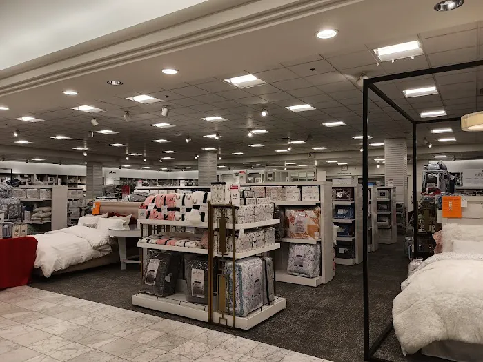 Macy's 9