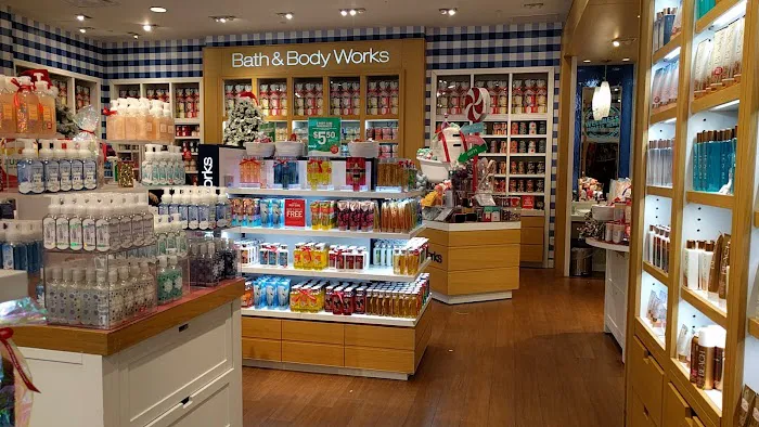 Bath & Body Works 9