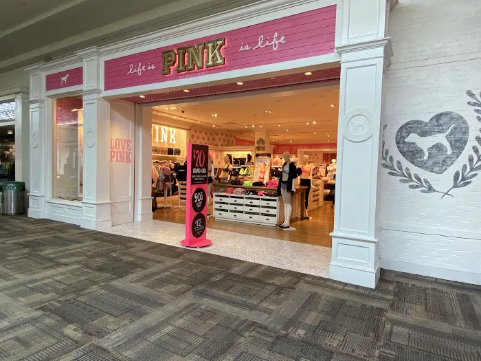 Victoria's Secret & PINK by Victoria's Secret 10