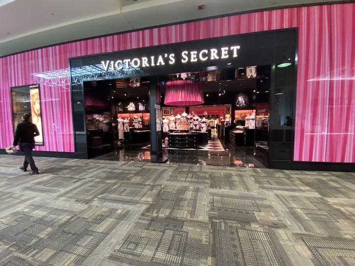 Victoria's Secret & PINK by Victoria's Secret 9