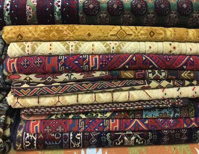 Ariana Handmade Rugs and Clothes 8