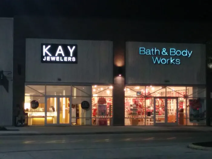 Bath & Body Works 1