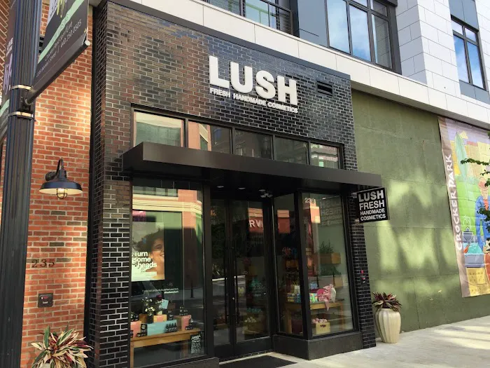 Lush Cosmetics Crocker Park 2