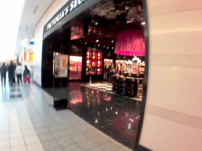 Victoria's Secret 3