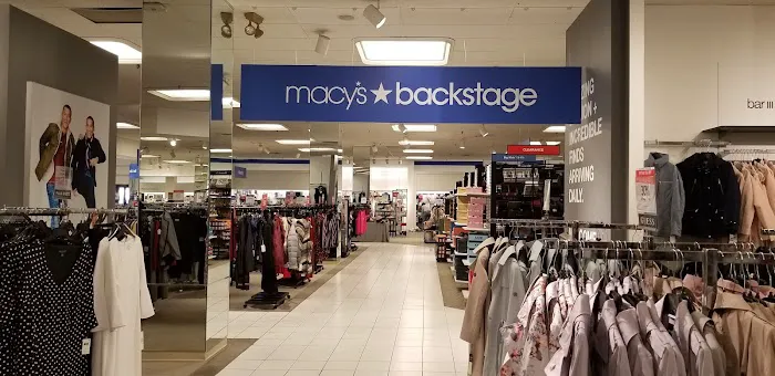 Macy's 0