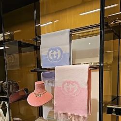 Gucci - Saks Beachwood - Handbags ico